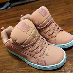 Light pink DC shoes